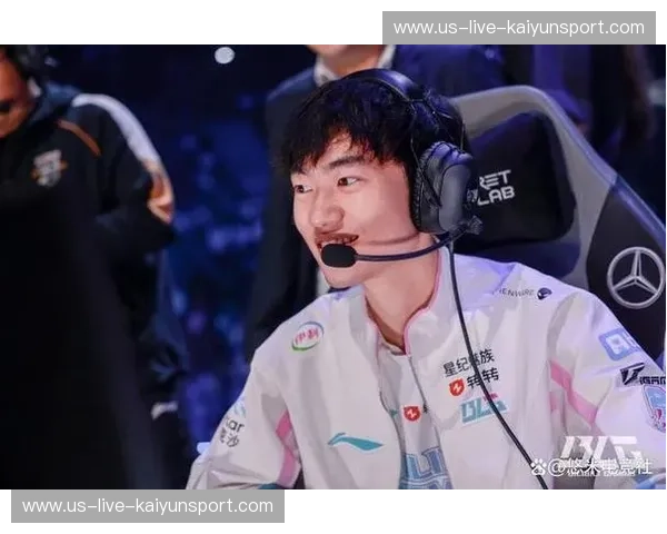 LOL战队人员变动——新阵容新机遇，战队未来无限可能